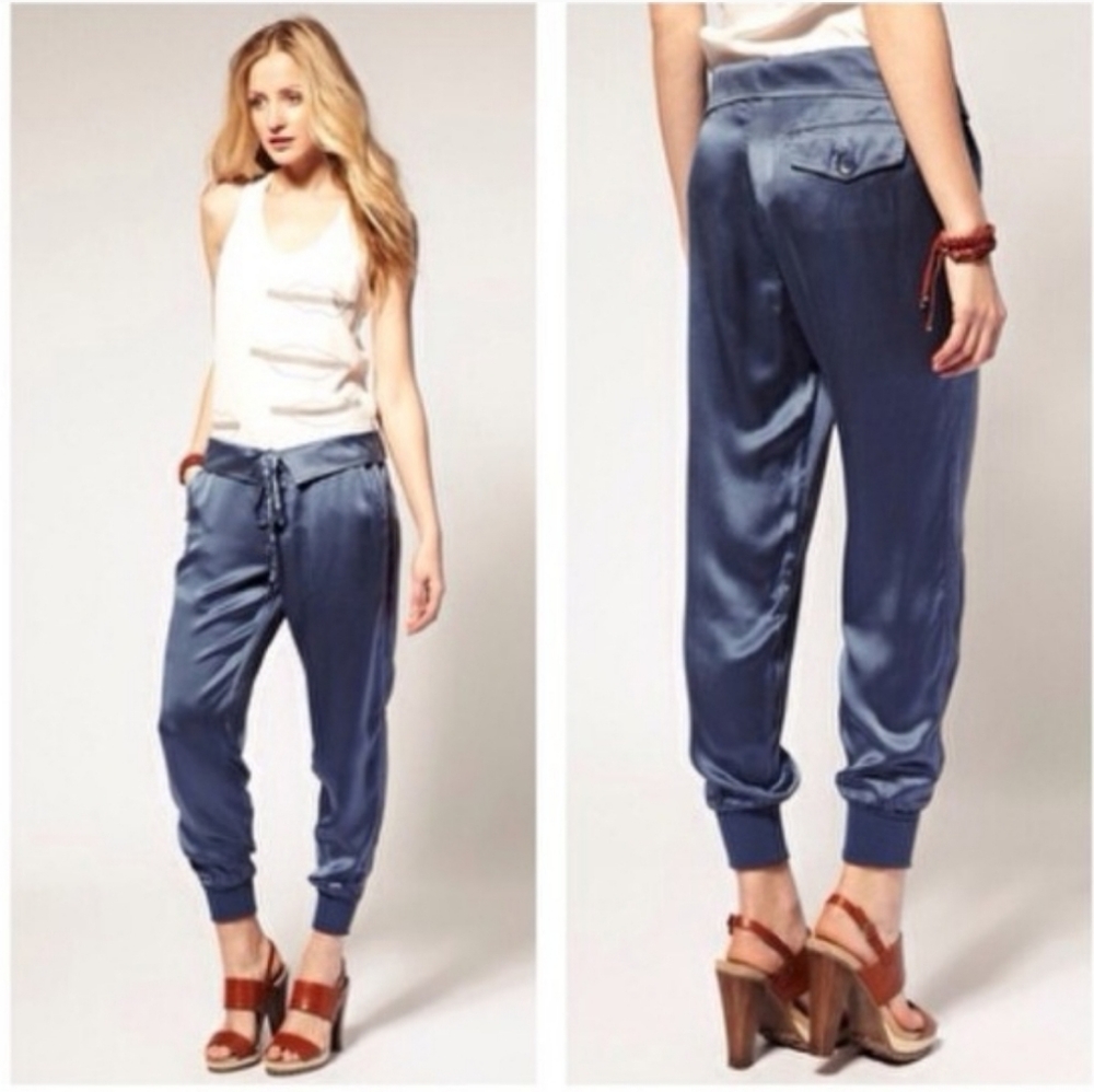 NWT 100% Silk Rich&Skinny Jogger Pant. Size M!